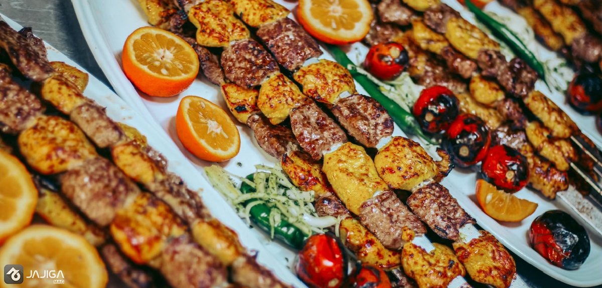 گردشی خوشمزه بین بهترین رستوران های کلاردشت
