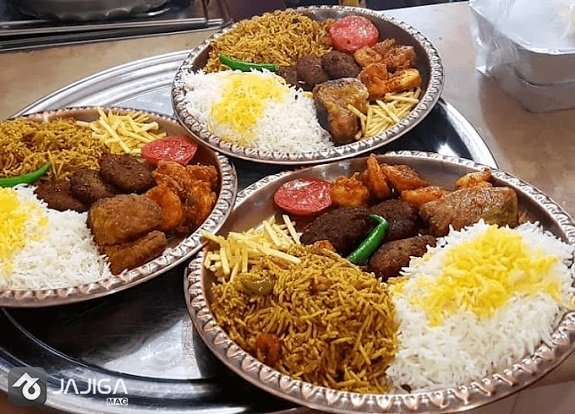 رستوران در جزیره هرمز