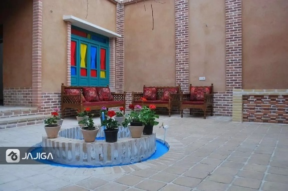 اقامت-بسطام