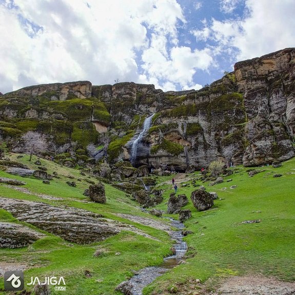 آبشار مخمل کوه لرستان