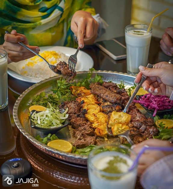 رستوران لاهیجان