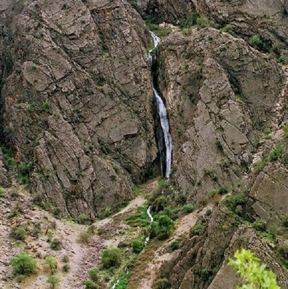 آبشار-دره-عشق