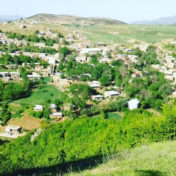 روستای-قلعه-قاف