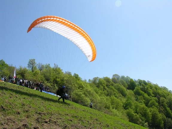 سایت-پروازی-زنگلاب