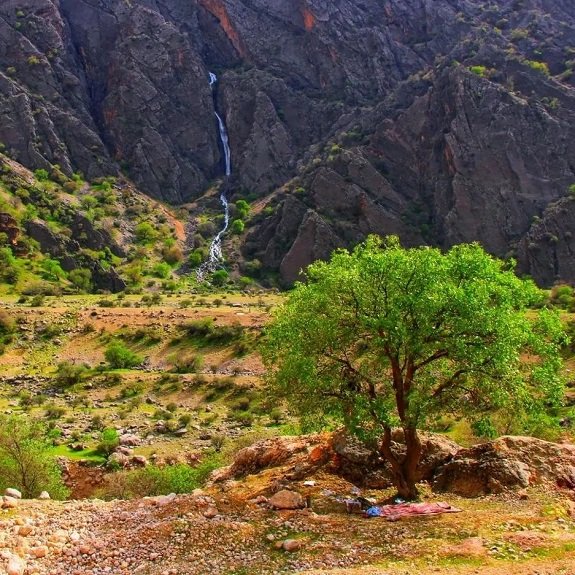 آبشار-دره-عشق