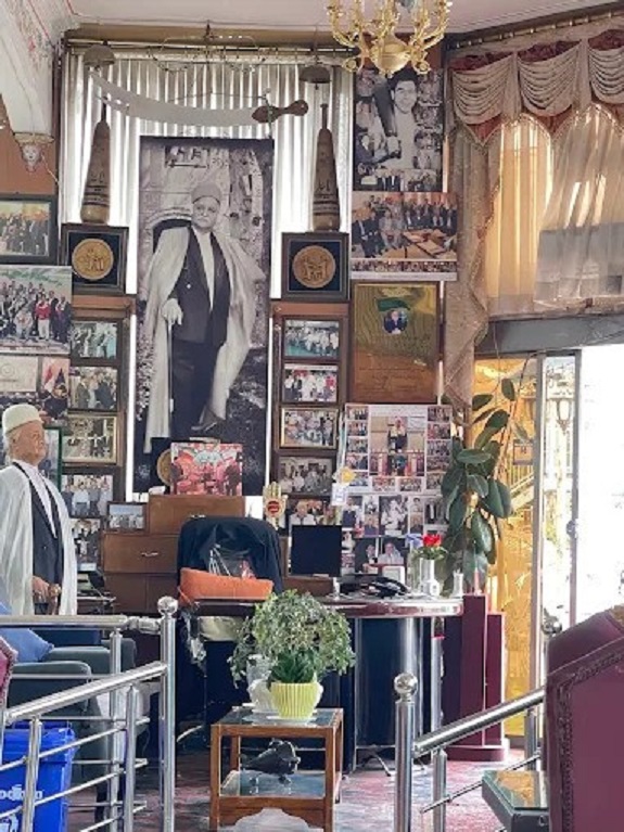 رستوران لاله صحرا