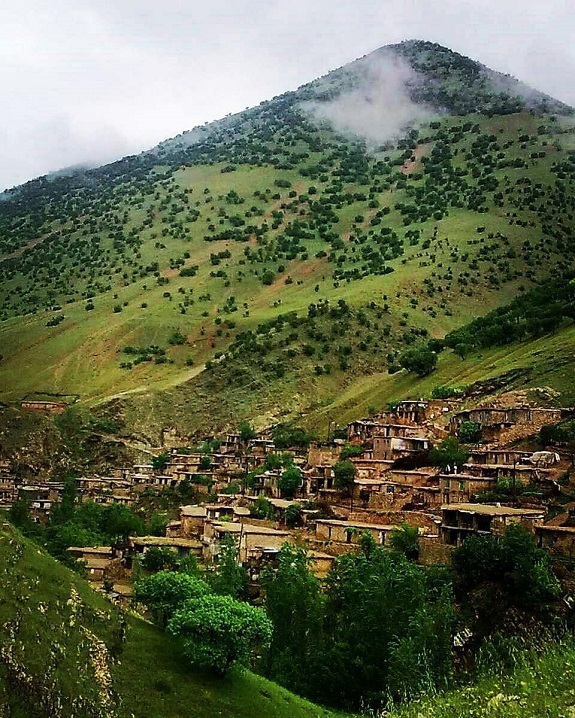 روستای سفیدبرگ کرمانشاه