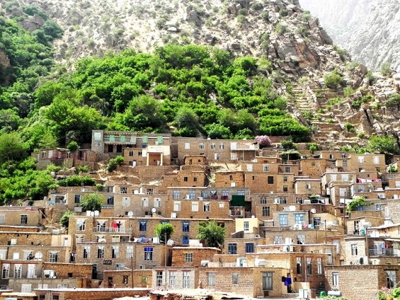 روستای گلین کرمانشاه