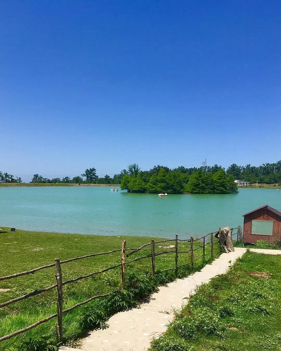 دریاچه آبیدر 