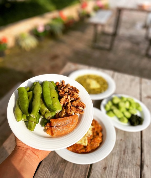 رستوران دارچین عباس آباد