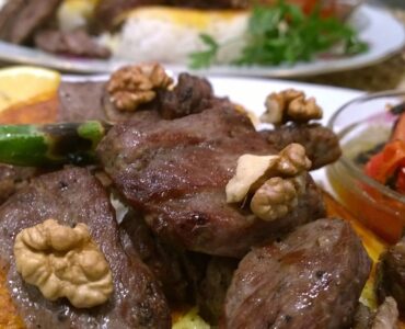 رستوران‌های عباس آباد؛ ماهی سفید با منظره دریا