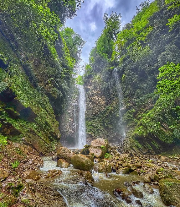 آبشار گزو