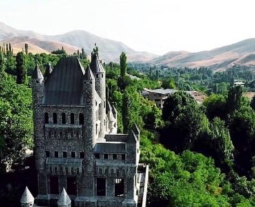 روستای آغشت کجاست؟