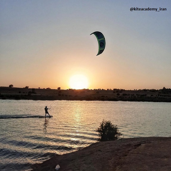 دریاچه سد زاینده رود