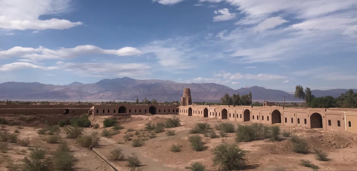 روستای شفیع آباد کجاست