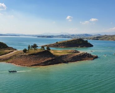 دریاچه شهیون؛ بکر با تفریحات هیجان‌‍‌انگیز در دزفول