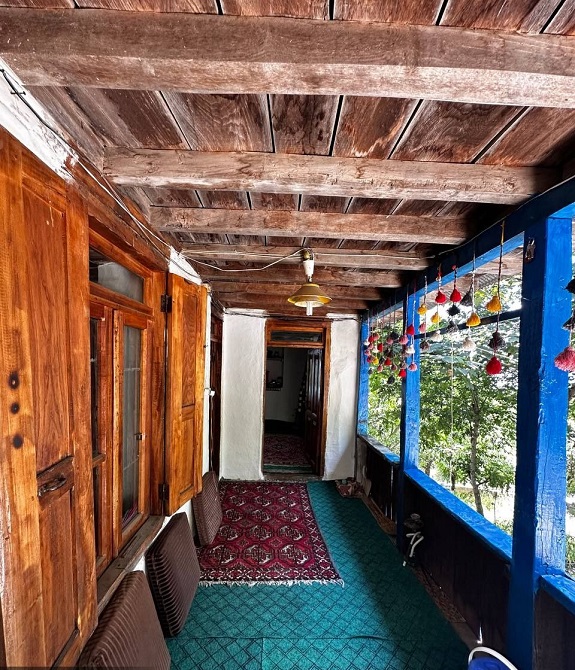 اقامت در چلاو