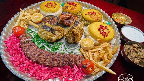 رستوران برگریزان بابل