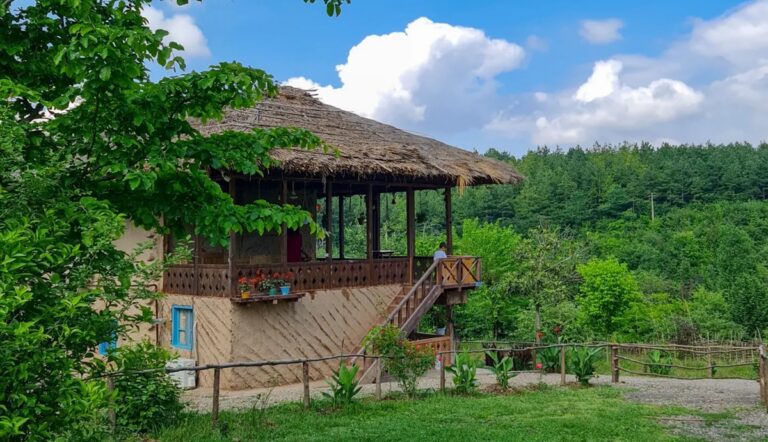 موشنگاه رشت؛ وسط سبزی جنگل و سکوت شمال
