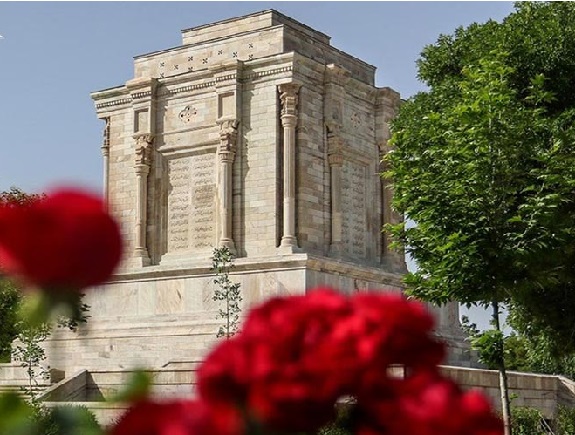 فصل سفر به توس