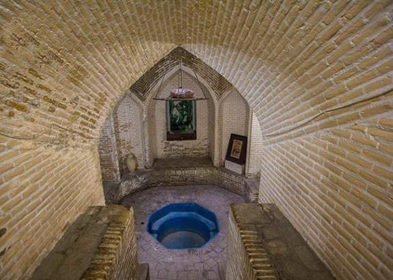 موزه آب میدان امیرچخماق یزد؛ جایی که تاریخ هنوز نفس میکشد