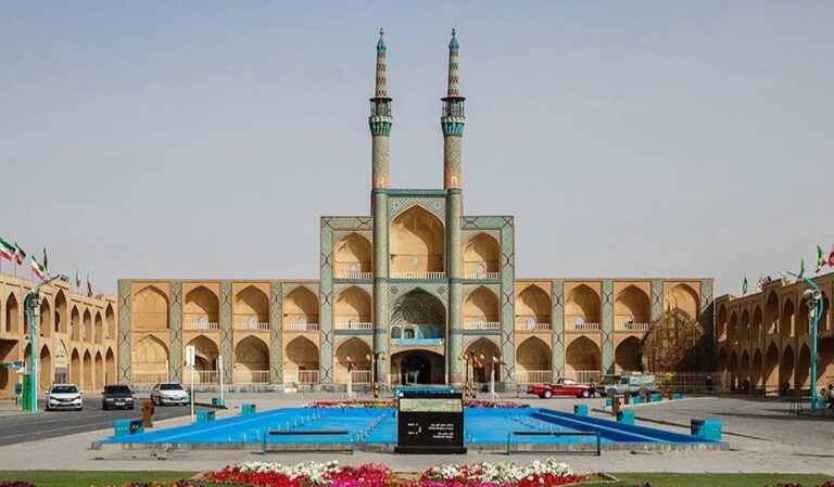 امیرچخماق یزد؛ جایی که تاریخ هنوز نفس می‌کشد