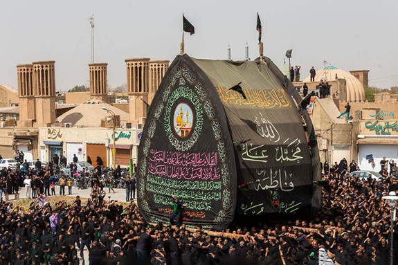 نخل امیر چخماق میدان امیرچخماق یزد؛ جایی که تاریخ هنوز نفس میکشد