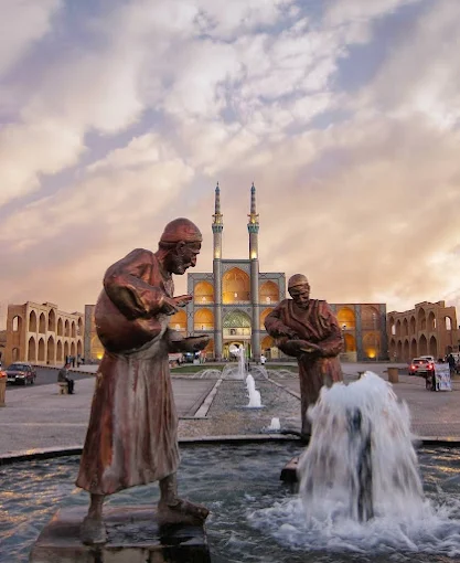 unnamed 11 میدان امیرچخماق یزد؛ جایی که تاریخ هنوز نفس میکشد