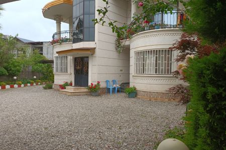 اجاره سوئیت حیاط دار چهارصد دستگاه رامسر