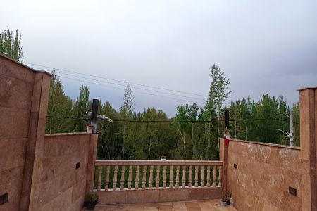 ویلا با استخر و جکوزی در باغ بهادران