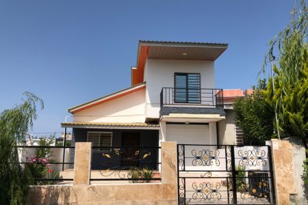 اجاره ویلا استخردار در محمودآباد