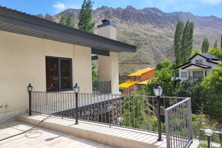 ویلا دوبلکس خوش منظره با جکوزی در لالان فشم