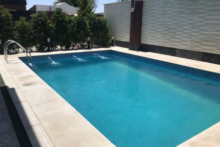 اجاره ویلا استخردار در چهارباغ - لشکرآباد