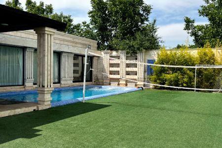 ویلا استخردار ۴ خوابه در چهارباغ - اقدسیه