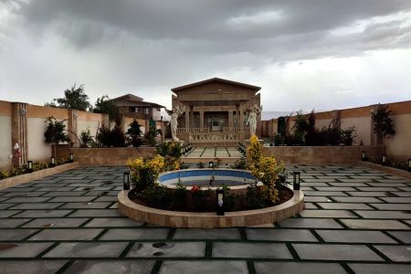ویلا دوبلکس استخردار در چهارباغ - سلطان آباد