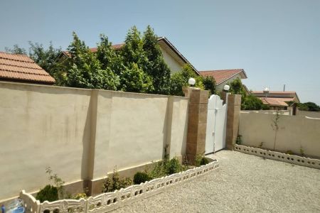 اجاره خانه ویلایی در چهارباغ - زکی آباد