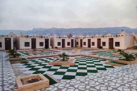 بومگردی لب دریا در عسلویه - ۵ تخته