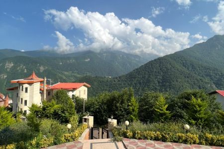خانه ویلایی در جاده دوهزار - میانکوه