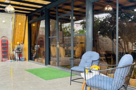 کلبه سوئیسی ایوان دار در ماسال