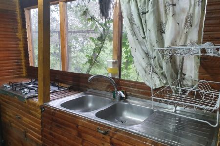 اجاره کلبه چوبی در سراوان - زنبق