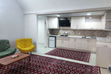 بومگردی در طبس - ازمیغان - یکخوابه