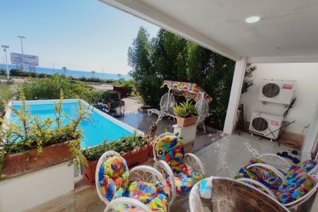 اجاره ویلا استخردار در کیش - دهکده ساحلی