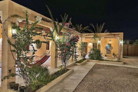 بوم گردی در قشم - هفت رنگو - شلمن