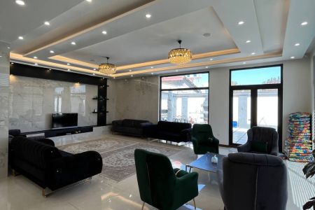 ویلا استخردار در چهارباغ