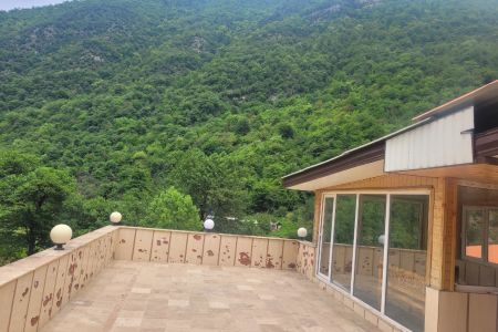 ویلا تریپلکس در چسمتان روبه جنگل وازسفلی