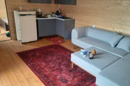 کلبه در نزدیکی چمخاله - حسین آباد