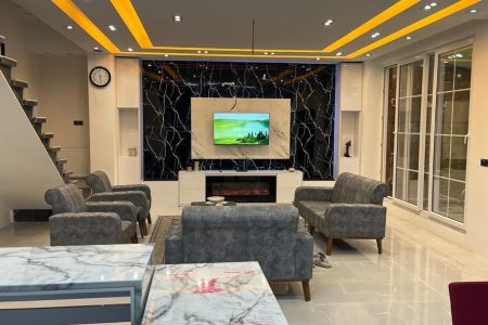 اجاره ویلا استخردار در رشت - سنگر