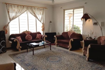 ویلا استخردار در چهارباغ - قاسم آباد گرجی