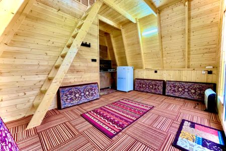 کلبه سوئیسی در قلعه رودخان فومن - حیدرالات