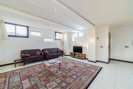 اجاره خانه مبله در اصفهان - طبقه سوم